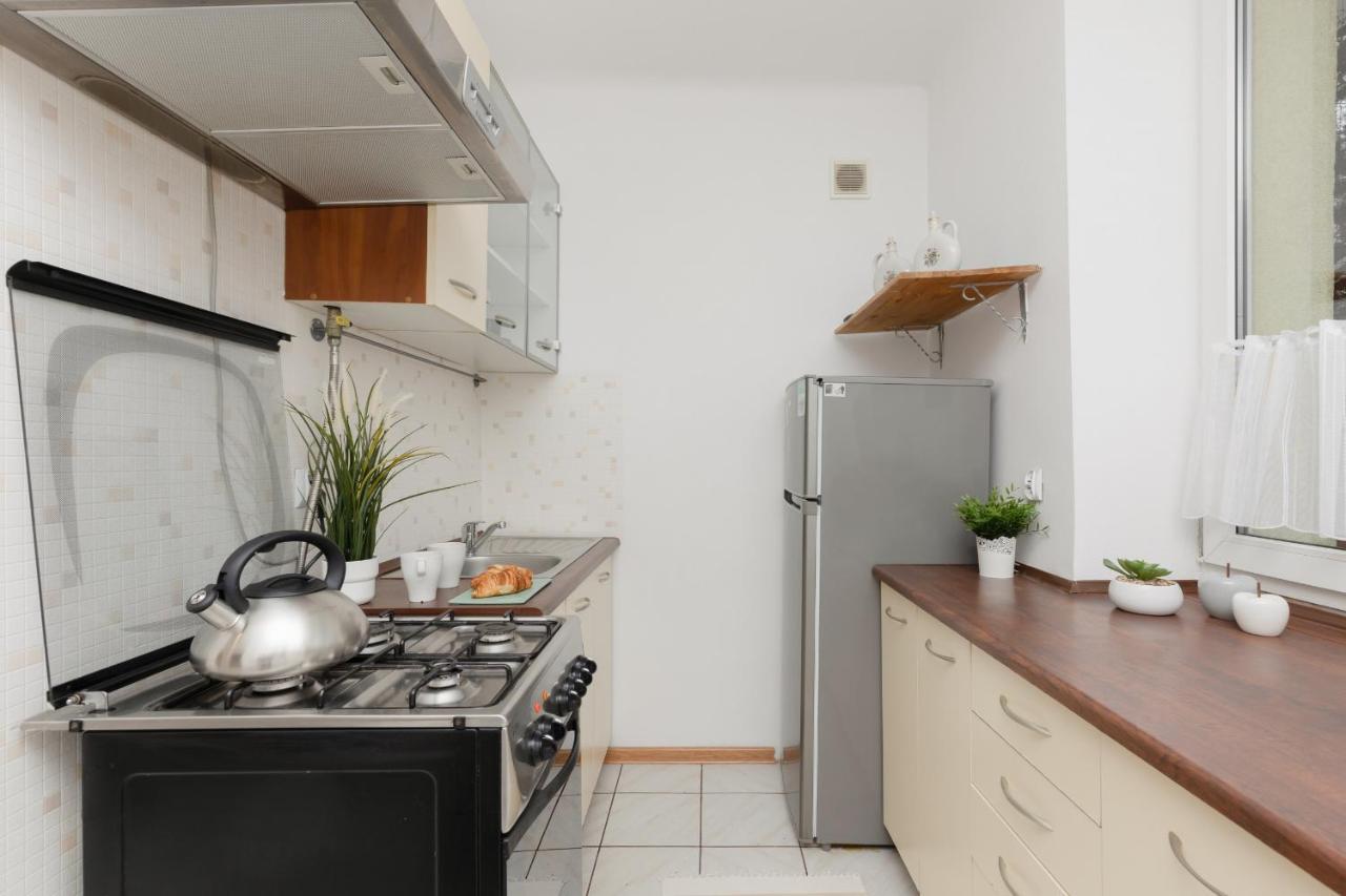 Apartmán Warsaw Airport Studio Astronautow With Balcony By Renters Exteriér fotografie