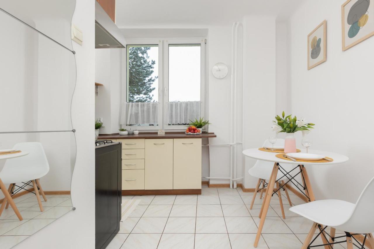 Apartmán Warsaw Airport Studio Astronautow With Balcony By Renters Exteriér fotografie